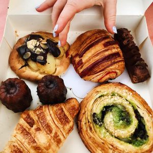 Bordeaux Expats - Bordeaux’s Best Bakeries + History Tour