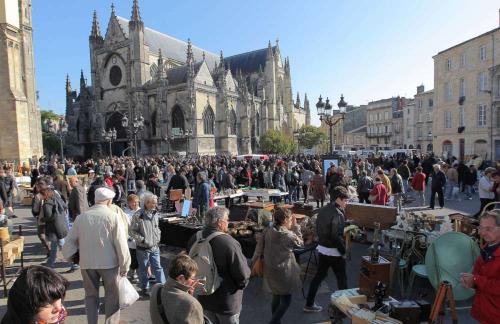 Flea market - Saint Michel